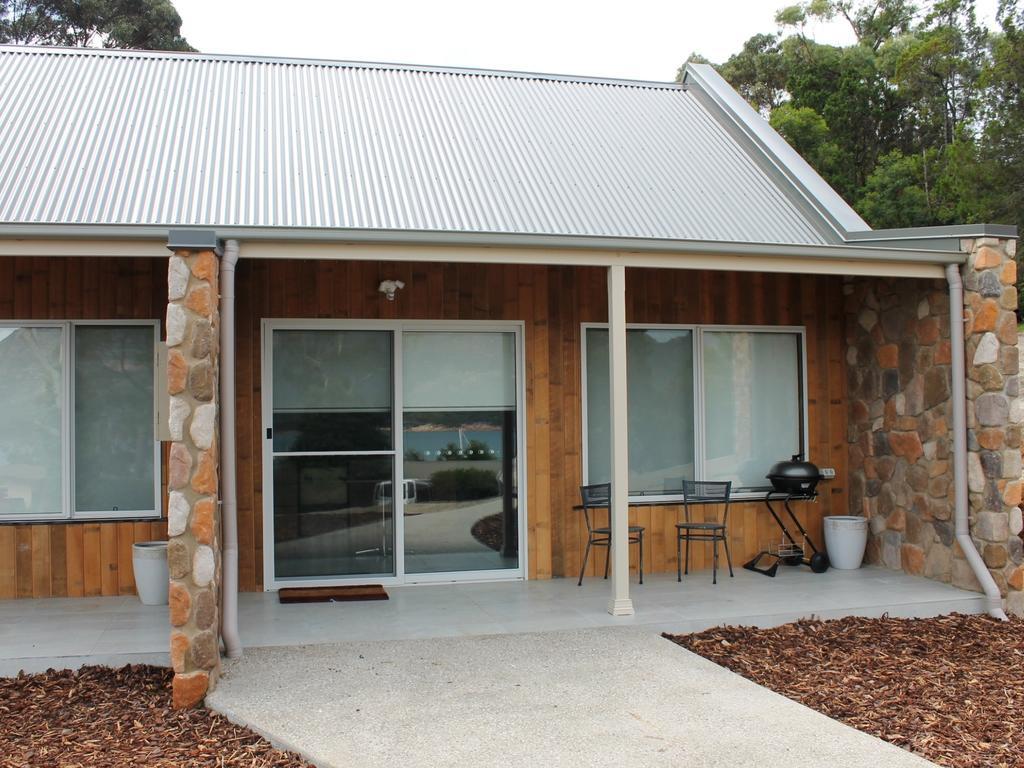 Hazards View Studio Coles Bay Room photo