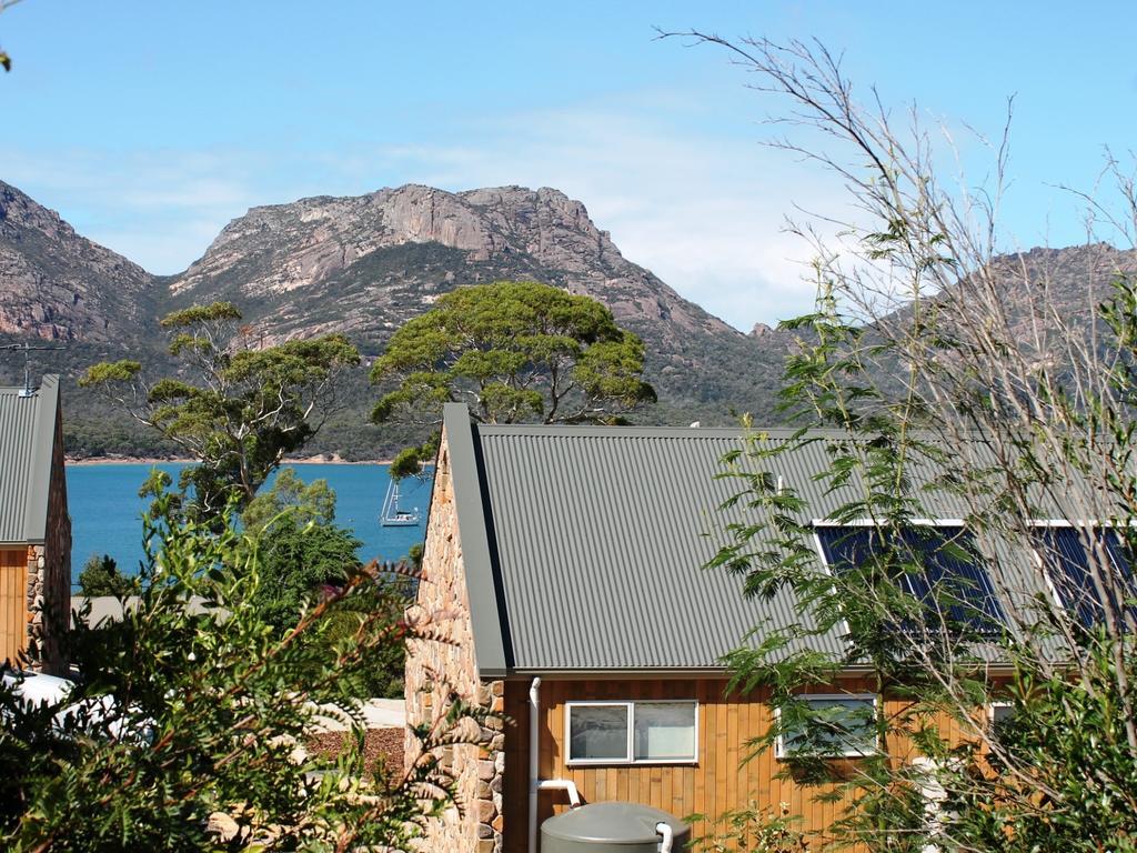 Hazards View Studio Coles Bay Room photo