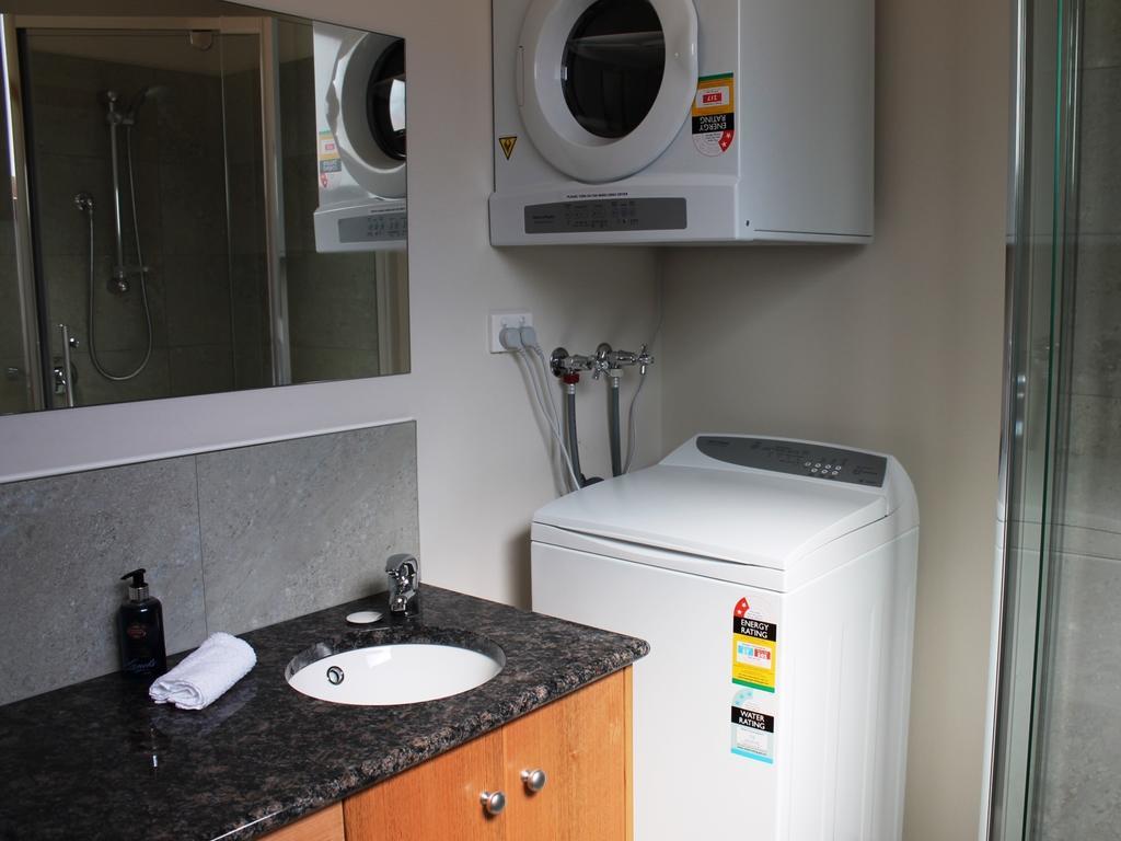 Hazards View Studio Coles Bay Room photo